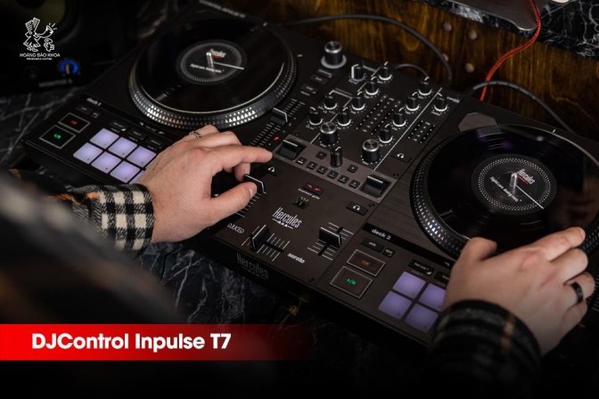 Hercules DJControl Inpulse T7 – Bàn DJ Motor Dành Cho Người Chơi Nghiêm Túc | Chính Hãng Hoàng Bảo Khoa