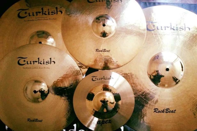 Hướng Dẫn Chọn Cymbals: Cách Đạt Được Âm Thanh Hoàn Hảo Cho Bộ Trống