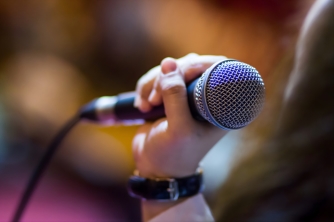 Top 5 Micro Karaoke Đáng Mua Nhất Hiện Nay